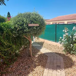  Appartement Studio Meuble 30 M2 Les Maures , 900 M Des Plages France